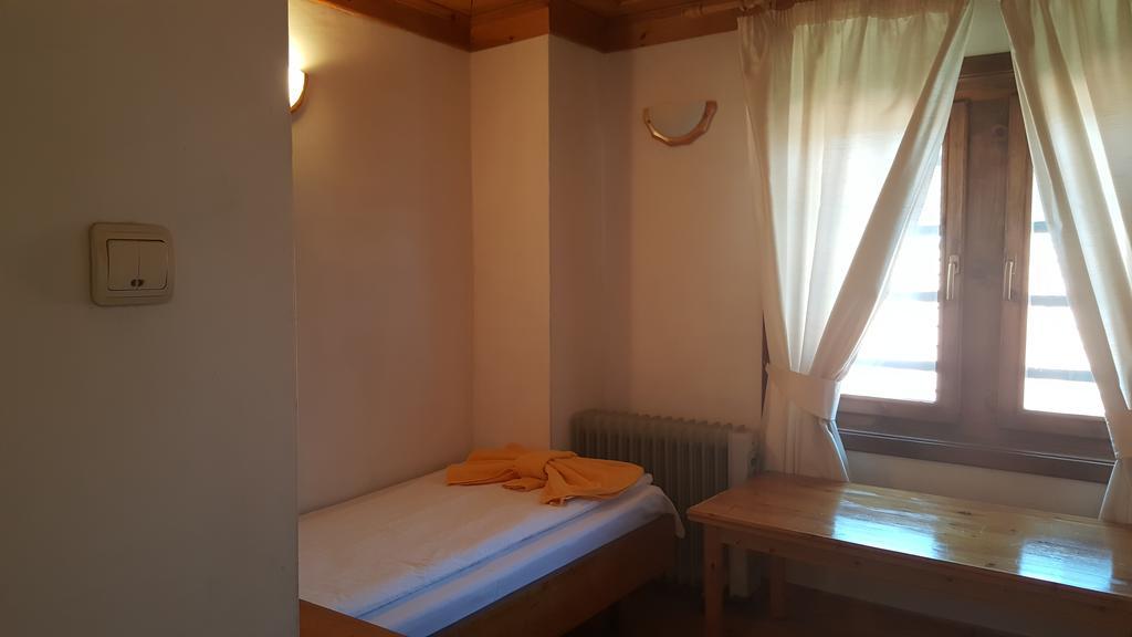 Guest House Lina Koprivshtitsa Ngoại thất bức ảnh