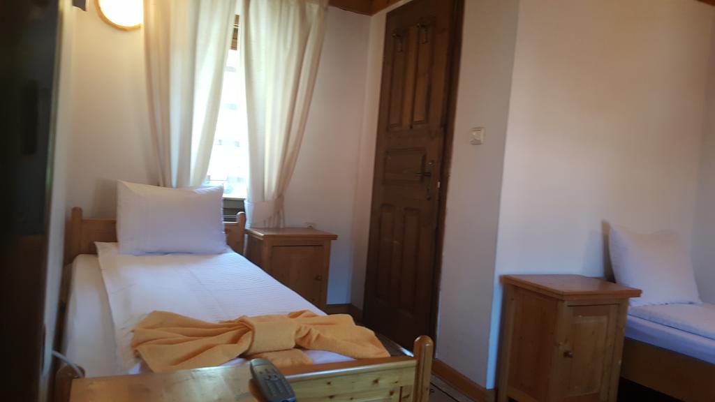 Guest House Lina Koprivshtitsa Ngoại thất bức ảnh